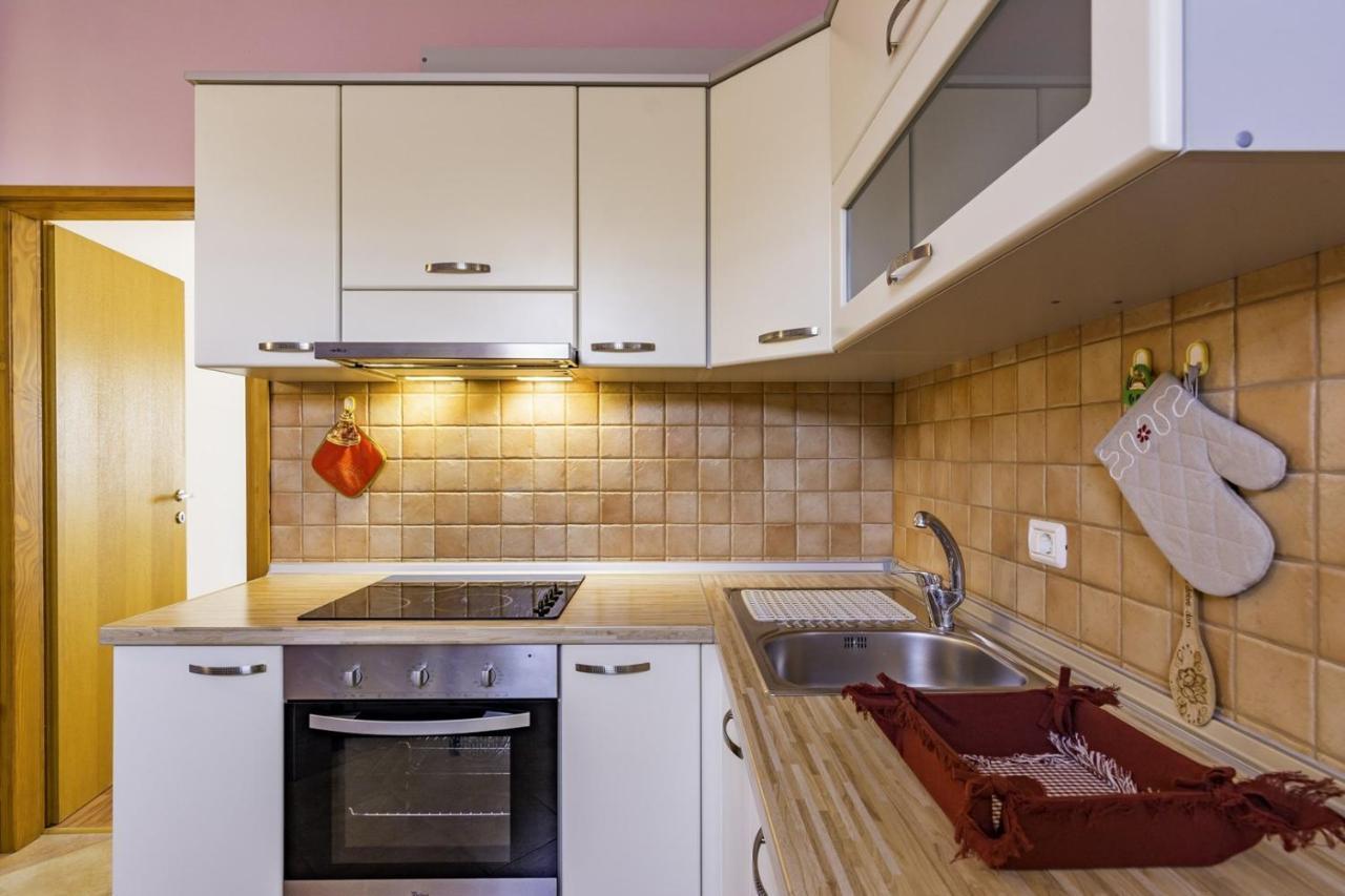 Bozica House With Apartment ウマグ エクステリア 写真